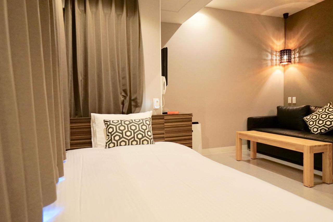 Hotel 88 Shinsaibashi Osaka Eksteriør billede
